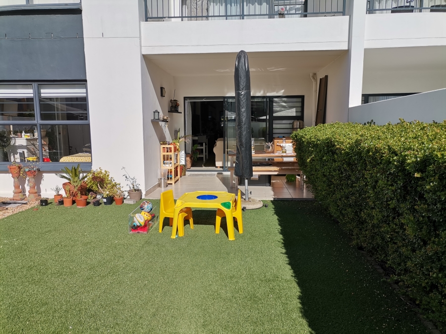 To Let 3 Bedroom Property for Rent in Sandown Western Cape